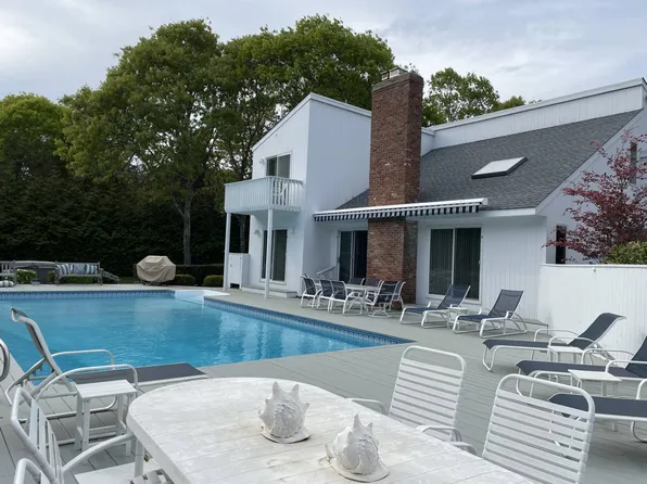 (undisclosed Address), Westhampton, NY 11977