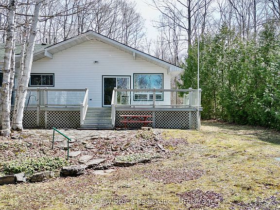 3rd image of 294 Tammys Cove Rd