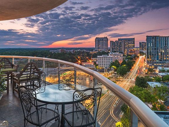 2nd image of 2881 Peachtree Rd NE APT 2201