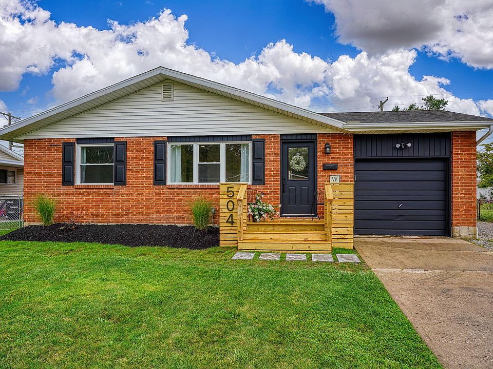 1st image of 504 Crescent Dr