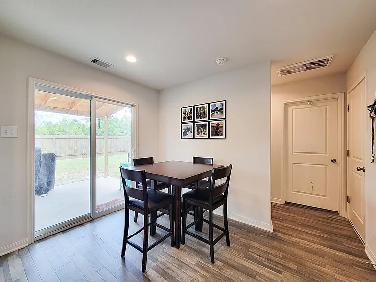 111 Avalon Dr — Photo 10