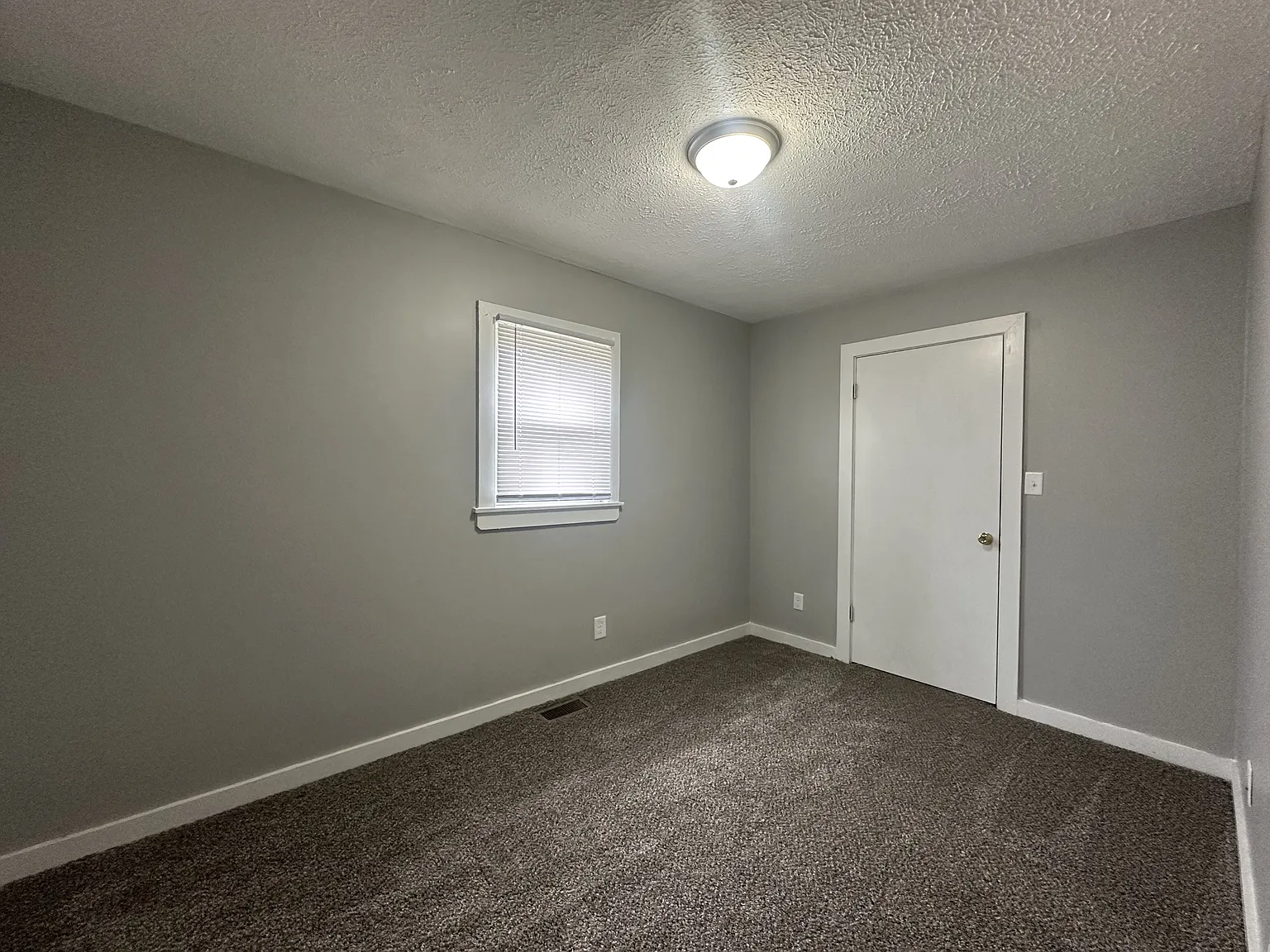 1358 Chestnut Street - 2 — Photo 2
