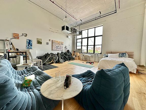 4th image of 255 McKibben St APT 506