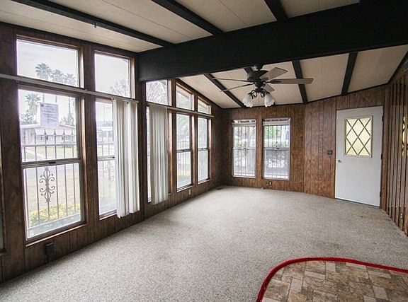 4th image of 25457 Jerry Ln