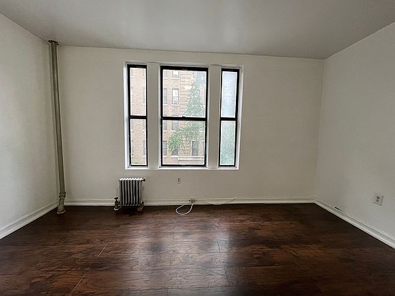 3rd image of 600 W 157th St APT 22