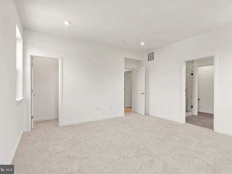 6230 Folly Ln — Photo 27