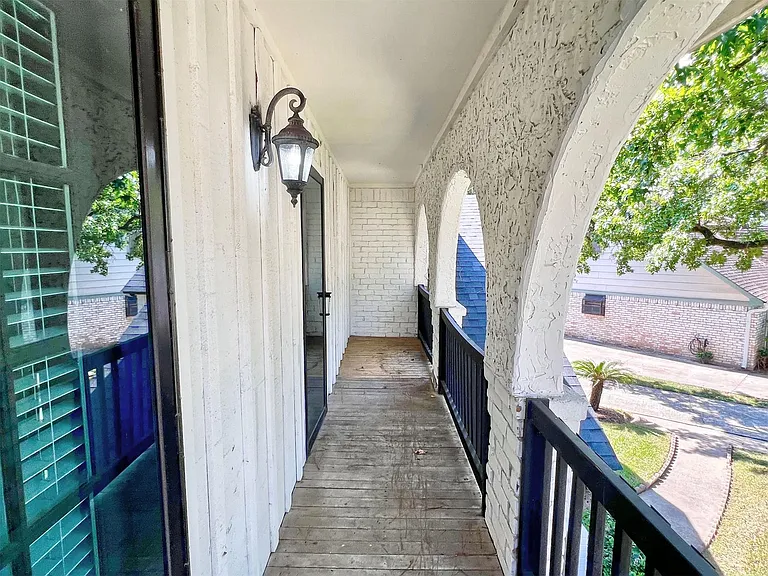 16902 Summit Oaks Ln — Photo 28