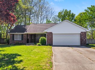 1072 S Teresa Dr, Martinsville, IN 46151
