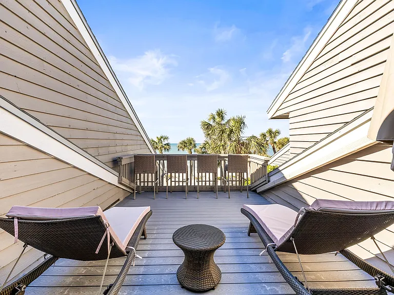 2100 Gulf Blvd #18 — Photo 25