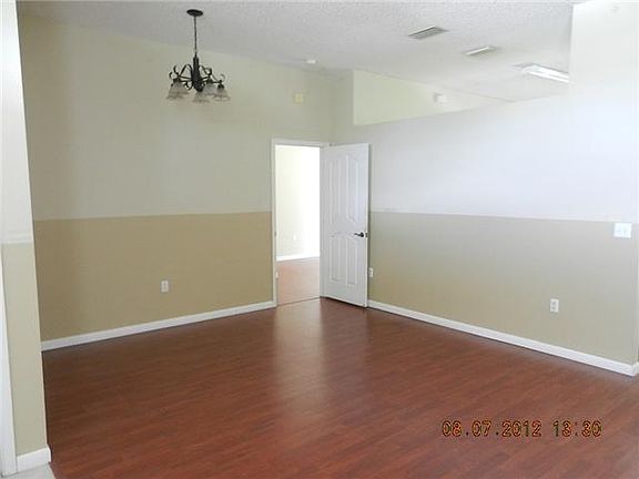 3rd image of 2830 Dunwoodie Pl