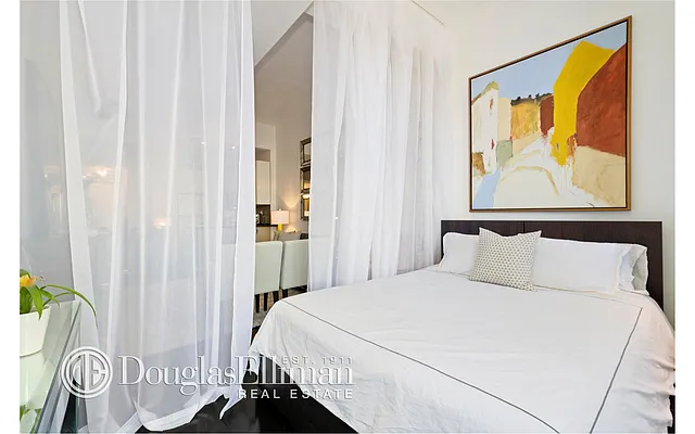 Rented by Douglas Elliman | media 10