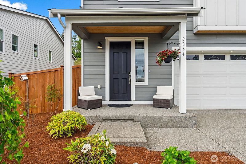 2nd image of 9844 Prospect Place