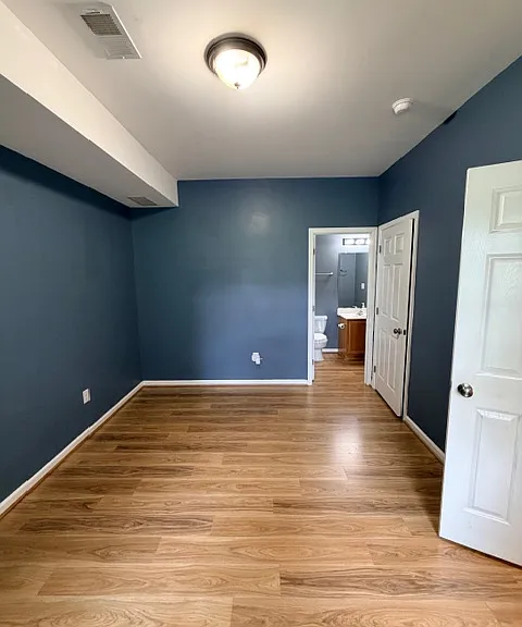 319 S Parkway Dr — Photo 6