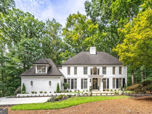 5585 Silver Ridge Dr, Stone Mountain, GA 30087