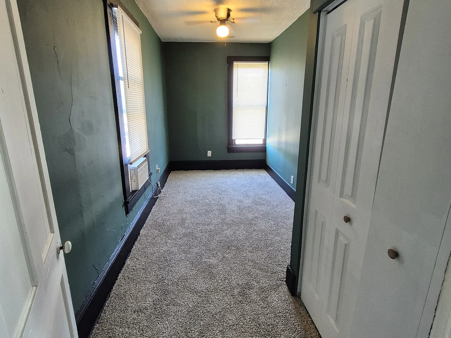 2 bed, 1500 sqft, $1,300 — Photo 3