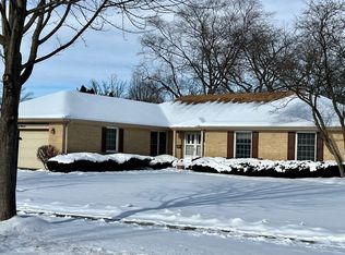 147 Dickinson Dr, Wheaton, IL