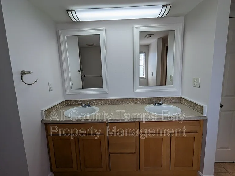 3146 Downing St #B — Photo 16