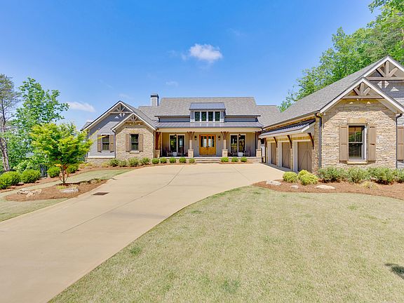 2nd image of 13 Arrow Mountain Dr SE