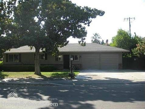 1st image of 902 W Sierra Madre Ave