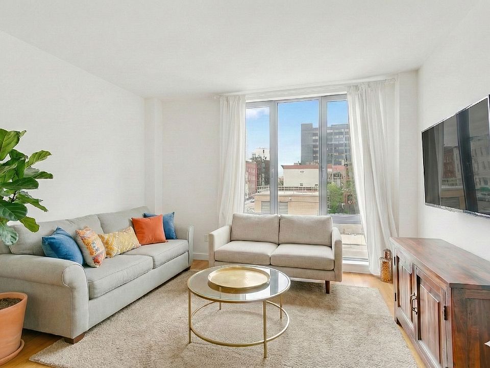 1st image of 47-28 11th St #2D