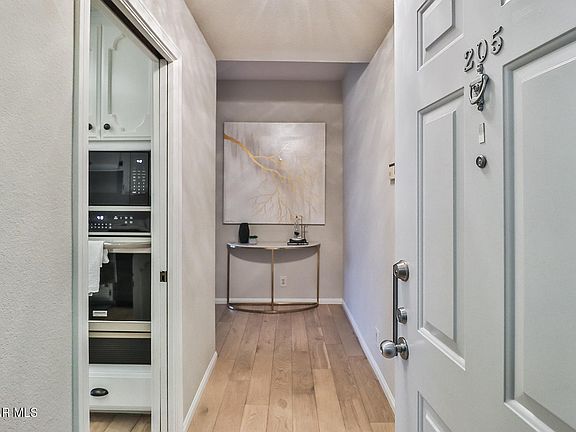 3rd image of 14245 Dickens St Unit 205