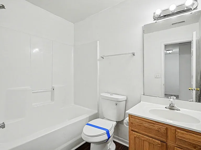 7514 Abigail Glen Dr — Photo 18