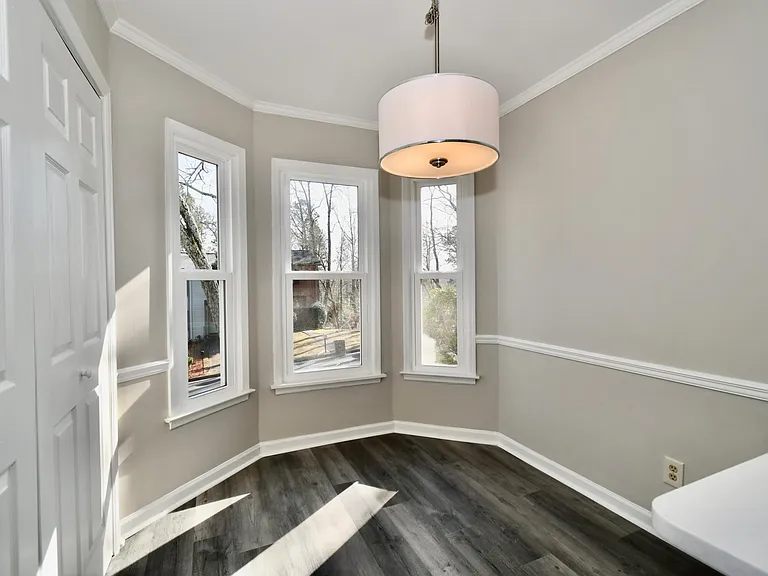 202 Hembree Park Ter — Photo 8
