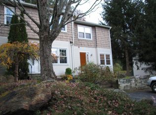 4 Natty Brook Rd, Hubbardston, MA 01452