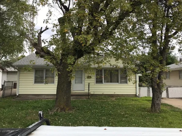 512 White City Blvd, Springfield, IL 62703