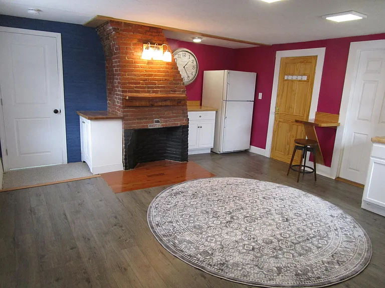 216 Irving St #5 — Photo 2