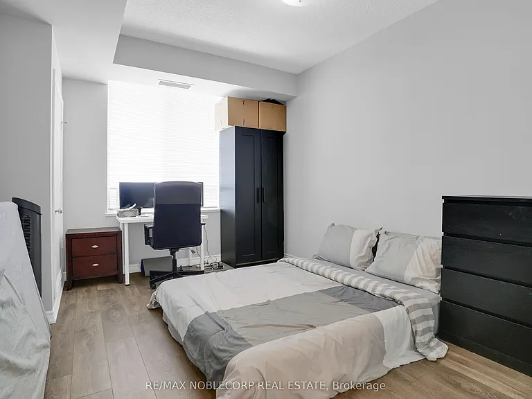 1 Belvedere Ct #1001 — Photo 7