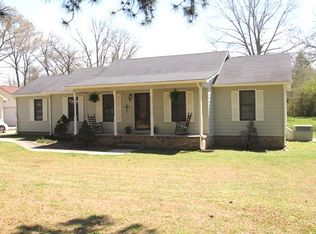 205 Inglewood Dr, Tullahoma, TN 37388