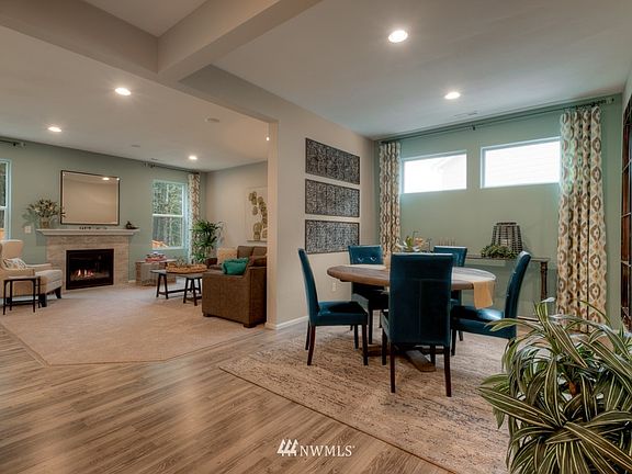 5th image of 10513 185th Street E #348