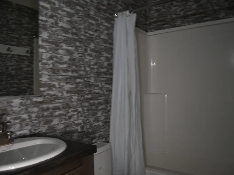 122 Willow Dr — Photo 13