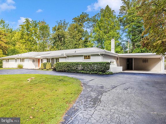 4th image of 8207 Marcie Dr