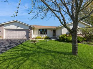 39852 N Crabapple Dr, Antioch, IL 60002