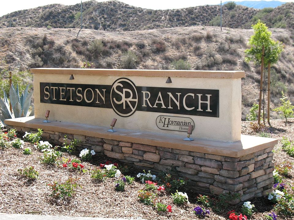 Neighborhood Entrance