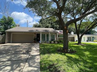 5334 Schumacher Ln, Houston, TX 77056