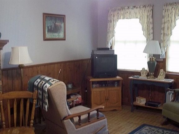 3rd image of 3701 Little Island Dr