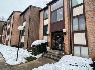 3111 Buccaneer Ct APT 1, Fairfax, VA 22031