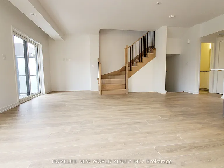 15 Lytham Green Cir #3 — Photo 5