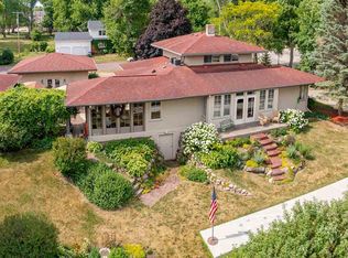 811 Hill Ave, Spirit Lake, IA 51360