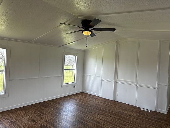 2nd image of 1238 County Road 131