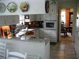 1st image of 6207 Queenswood Ln