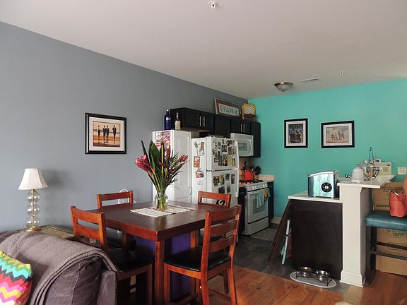 4th image of 25 Senate Pl APT 262