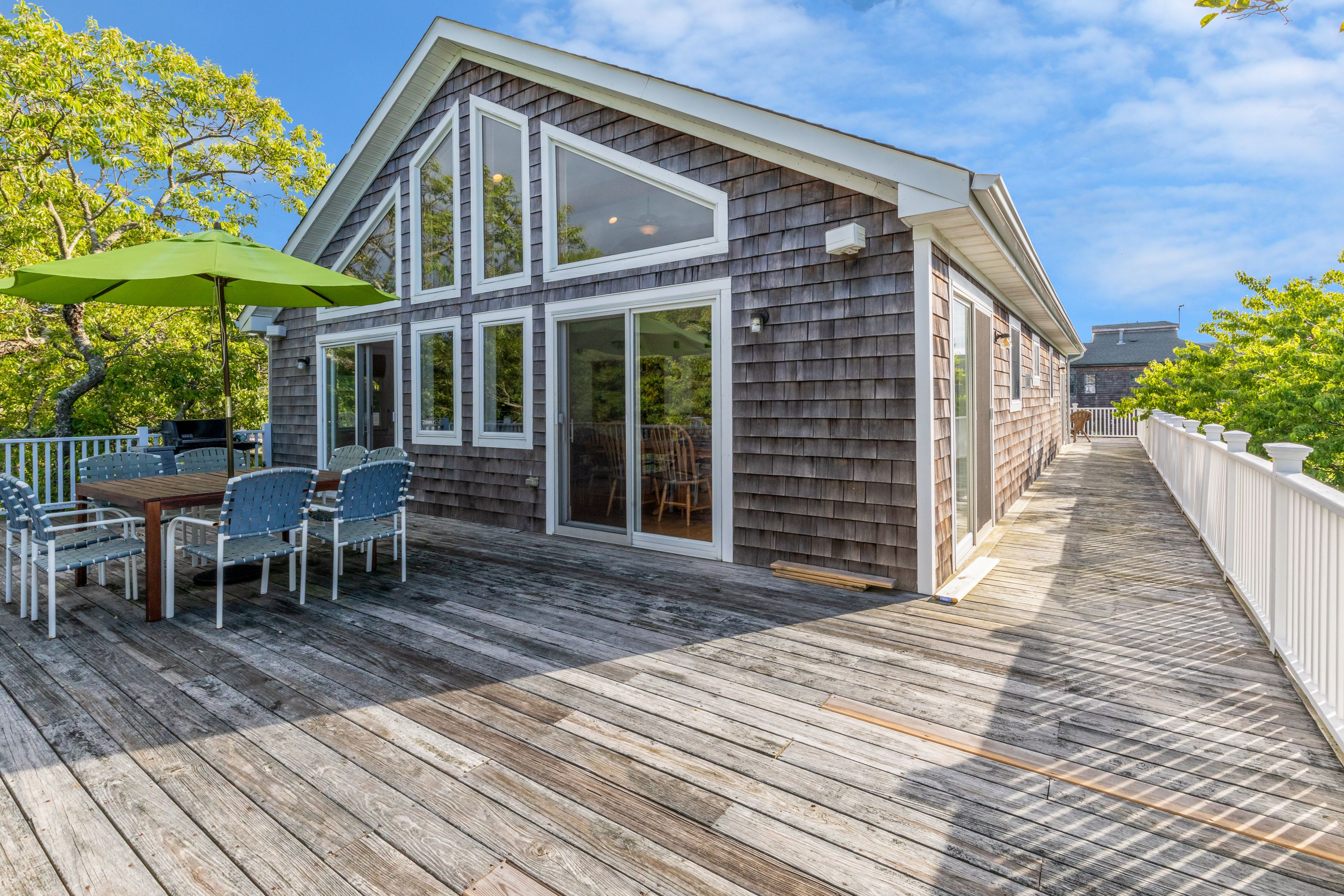 21 Mulford Ave, Montauk, NY 11954 Out East