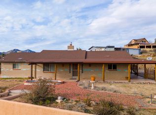 18467 S Niblick Dr, Peeples Valley, AZ 86332