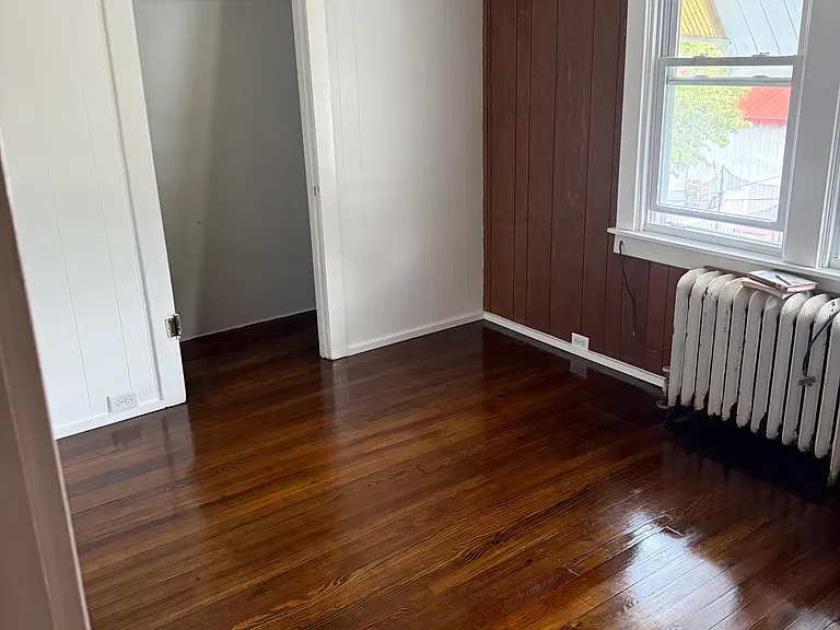 2406 Noble St — Photo 18