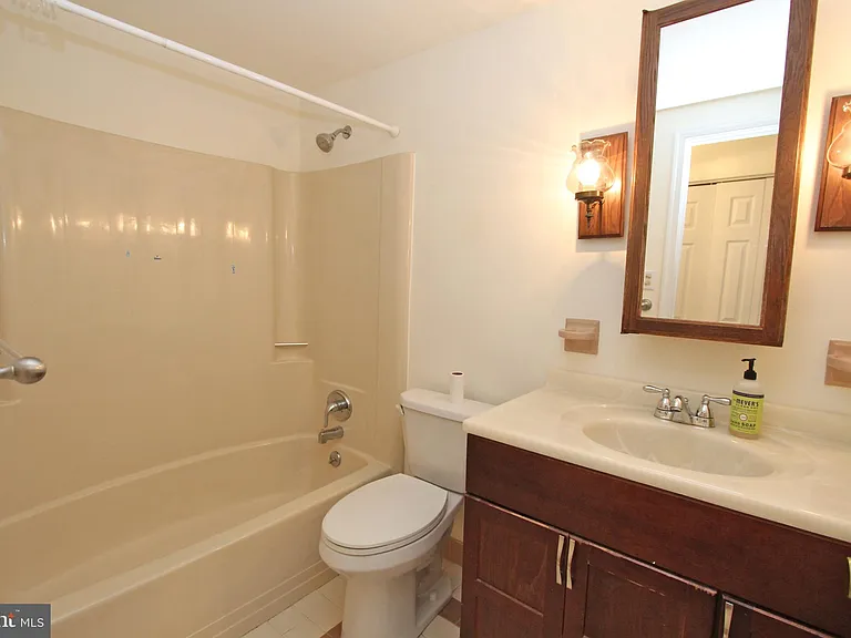 185 Valley Stream Cir — Photo 13