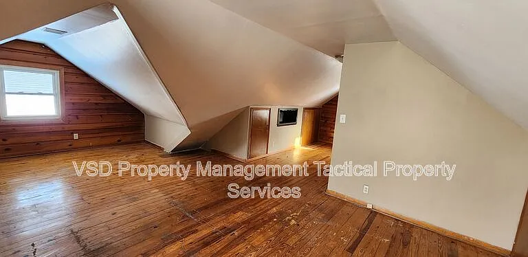 5120 Clement Ave — Photo 1